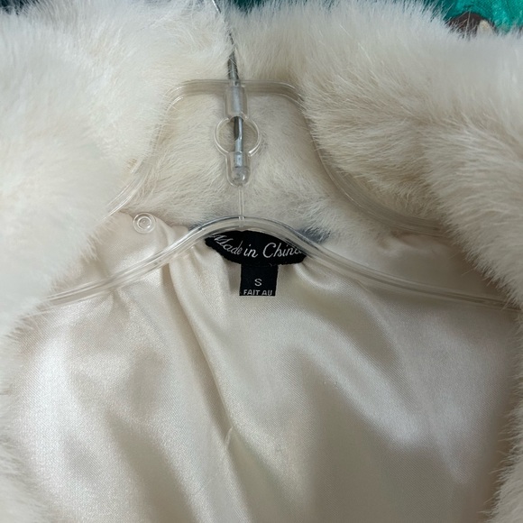 Le Chateau Y2K Indie Off White Teddy Faux Fur Jacket Small - Picture 3 of 16